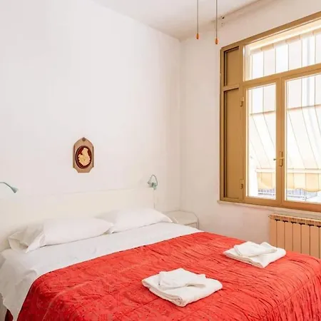 Daire Cute Flat Near The With Parking