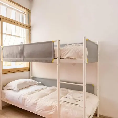 Cute Flat Near The With Parking Βιαρέτζιο