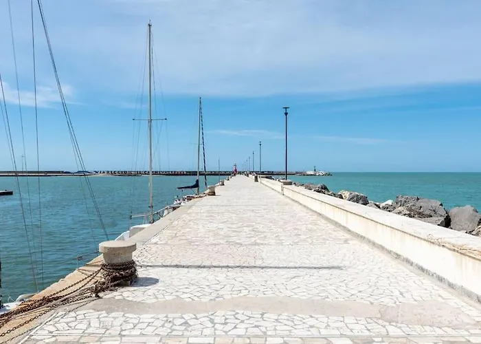 Apartment Cute Flat Near The With Parking