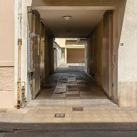 Cute Flat Near The With Parking Viareggio